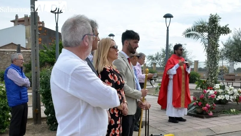 La imagen del Manso Cordero fue llevada en procesión hasta el paraje de la Peña Gorda