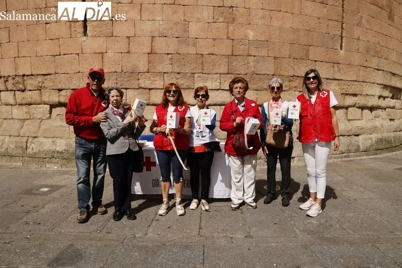 Día de la Banderita organizado por Cruz Roja en Salamanca. Foto de David Sañudo