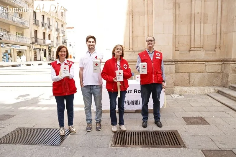 Día de la Banderita organizado por Cruz Roja en Salamanca. Foto de David Sañudo