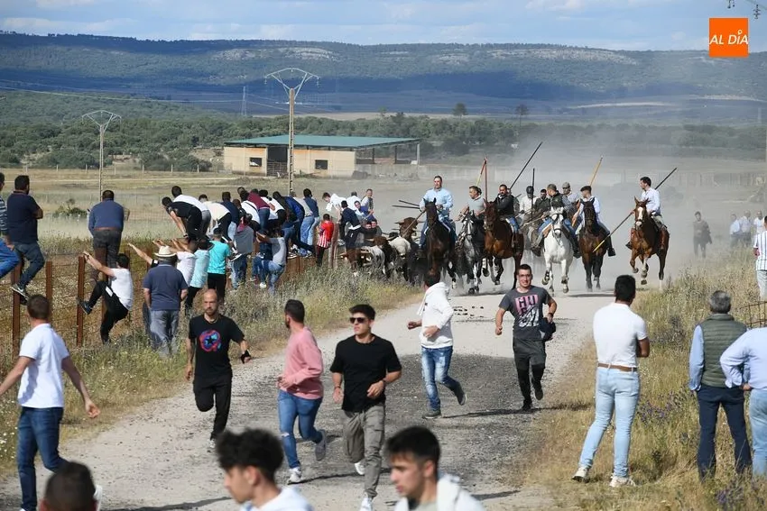 Encierro a caballo Carpio de Azaba/ Fotos: Adrián M.Pastor