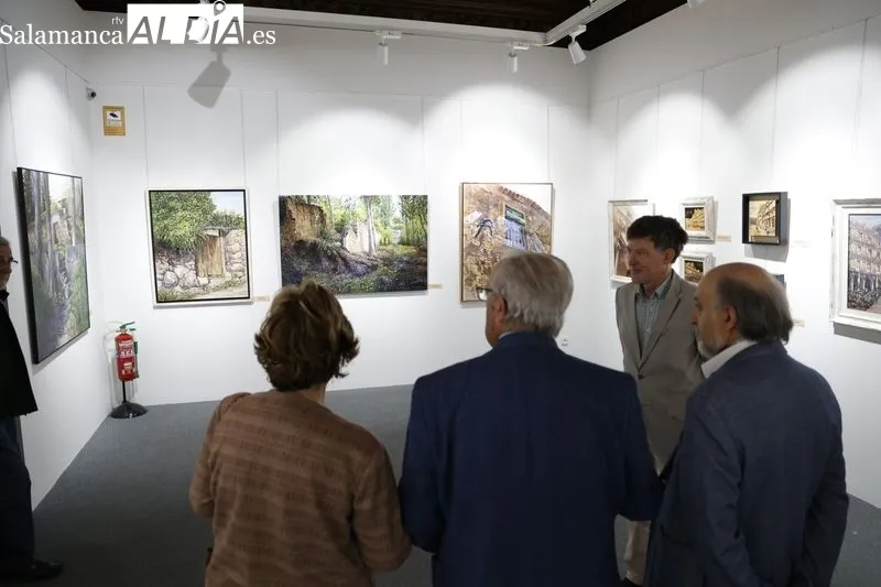 Exposición en el Casino de Salamanca del artista Francisco Medina. Foto de David Sañudo
