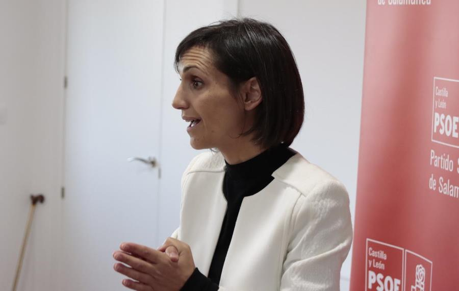 Foto 3 - Elena Rengel se fija “3 retos” como candidata a la Alcaldía de Fuentes de Oñoro por el PSOE