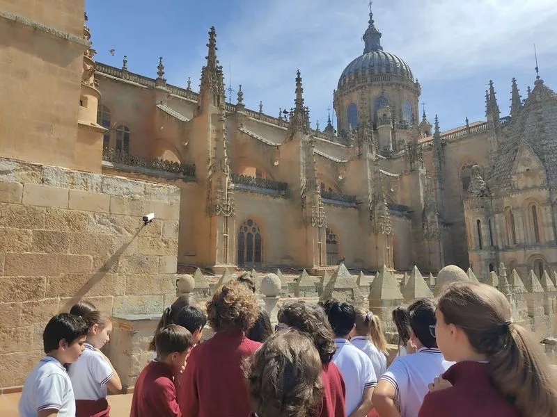 Foto 8 - Los alumnos del colegio San Juan Bosco visitan las torres medievales de la Catedral  