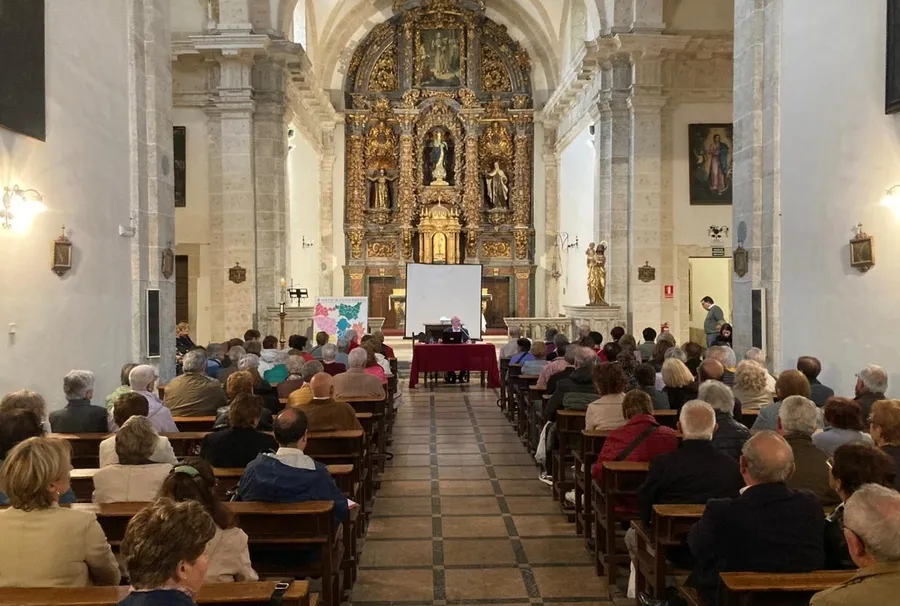 Foto 2 - Los 7 arciprestazgos diocesanos pasan juntos la v&iacute;spera de Pentecost&eacute;s