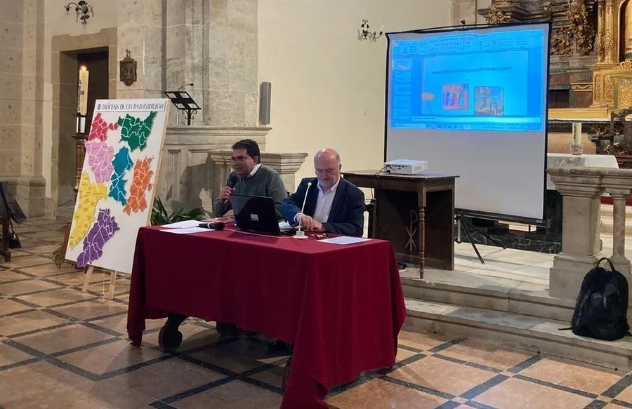 Foto 4 - Los 7 arciprestazgos diocesanos pasan juntos la v&iacute;spera de Pentecost&eacute;s