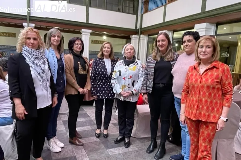 Encarnación Pérez participaba en un encuentro con mujeres organizado por el PSOE