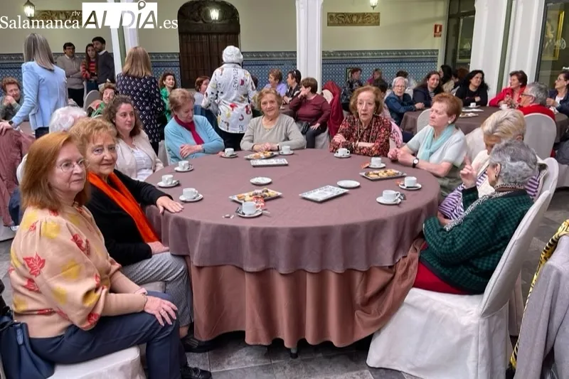 Encarnación Pérez participaba en un encuentro con mujeres organizado por el PSOE