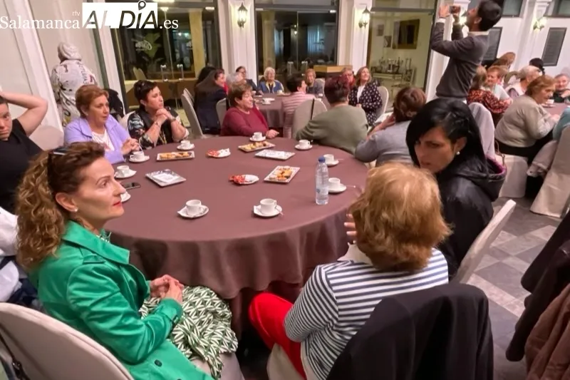 Encarnación Pérez participaba en un encuentro con mujeres organizado por el PSOE