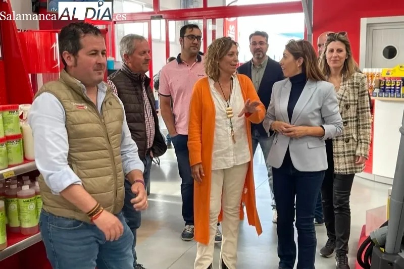 La portavoz de Agricultura del Grupo del Partido Popular en el Congreso, Milagros Marcos, visitaba Peñaranda junto a Eva López