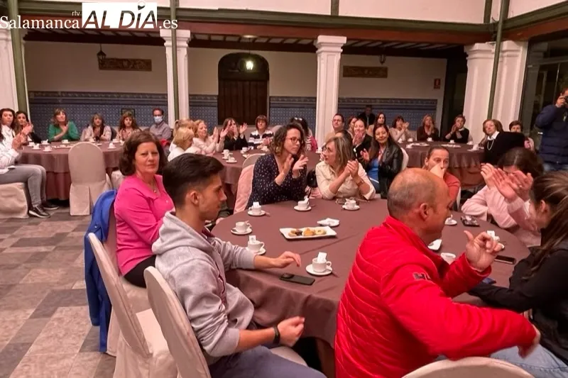 El Partido Popular de Peñaranda celebraba este viernes un encuentro con mujeres