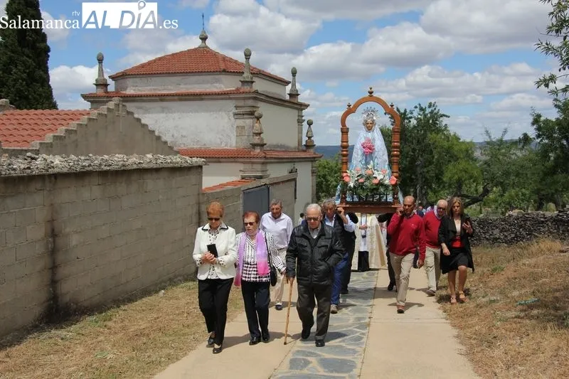 La familia Carreto Martín ejercía este año la mayordomía de Nuestra Señora la Virgen del Castillo en Vilvestre