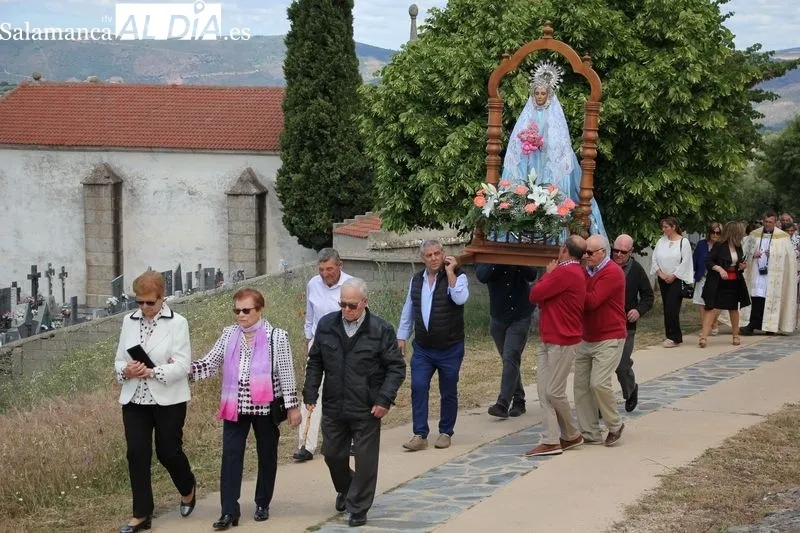 La familia Carreto Martín ejercía este año la mayordomía de Nuestra Señora la Virgen del Castillo en Vilvestre