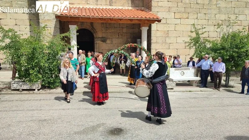 Actos religiosos durante las Fiestas de la Santa Cruz en Masueco