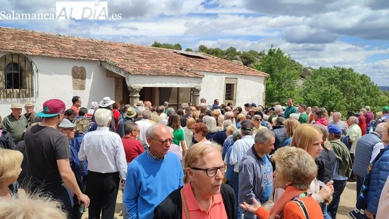 Fiesta de la Virgen 'chica' en Pereña de la Ribera / CORRAL 