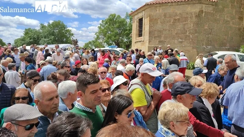 Fiesta de la Virgen 'chica' en Pereña de la Ribera / CORRAL 