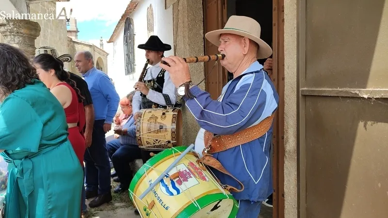 Fiesta de la Virgen 'chica' en Pereña de la Ribera / CORRAL 
