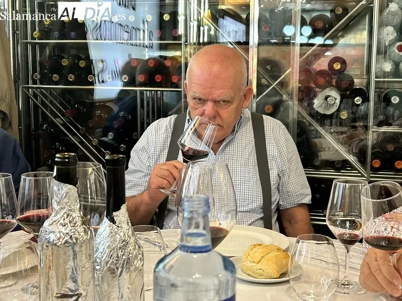 Cata de Otazu Premium Cuvée 2019 por la Asociación Cata Añada / FOTOS: JAVIER BRAGADO  