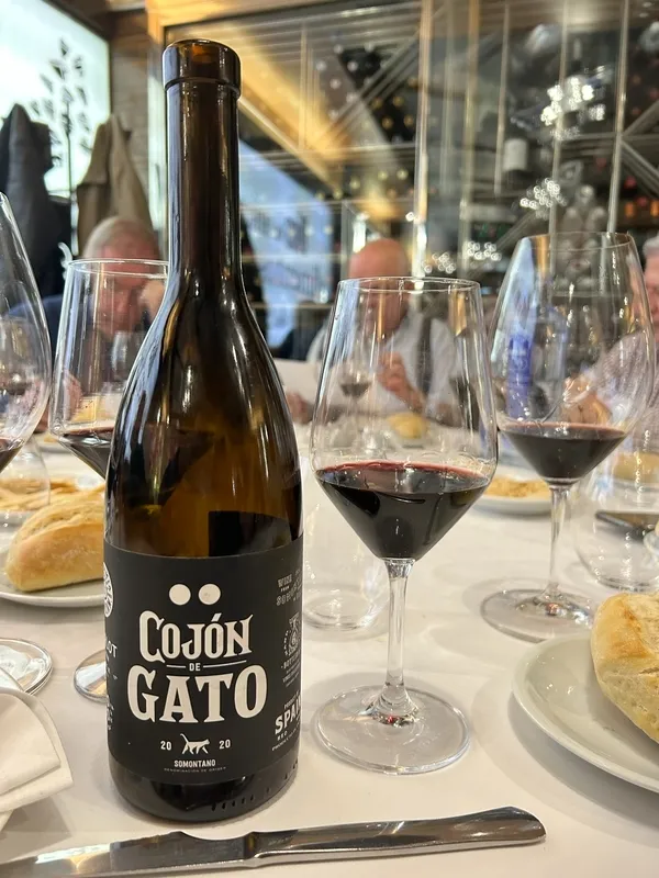 Cata de Cojón de Gato en el restaurante Hispania 20 / FOTOS: JAVIER BRAGADO