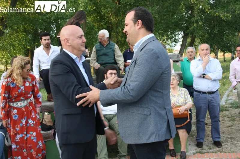Foto 7 - El PP de Pe&ntilde;aranda presenta una candidatura "que pide confianza a los vecinos" en un acto oficial en el parque El Inestal