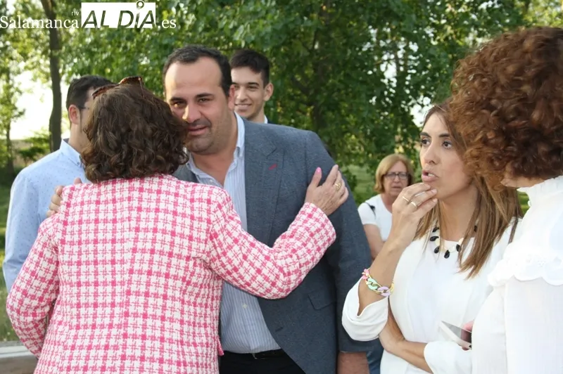 Foto 6 - El PP de Pe&ntilde;aranda presenta una candidatura "que pide confianza a los vecinos" en un acto oficial en el parque El Inestal