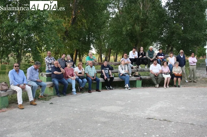 Foto 5 - El PP de Pe&ntilde;aranda presenta una candidatura "que pide confianza a los vecinos" en un acto oficial en el parque El Inestal