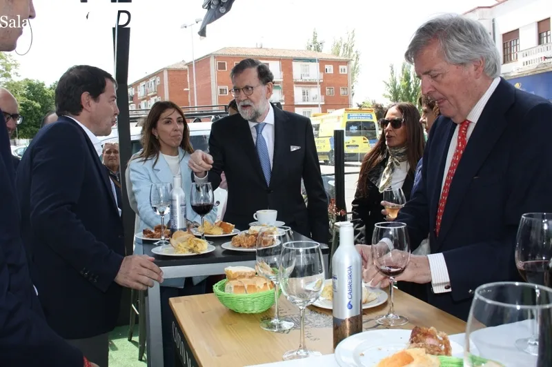 Mariano Rajoy visitaba este jueves el mercado semanal de Peñaranda