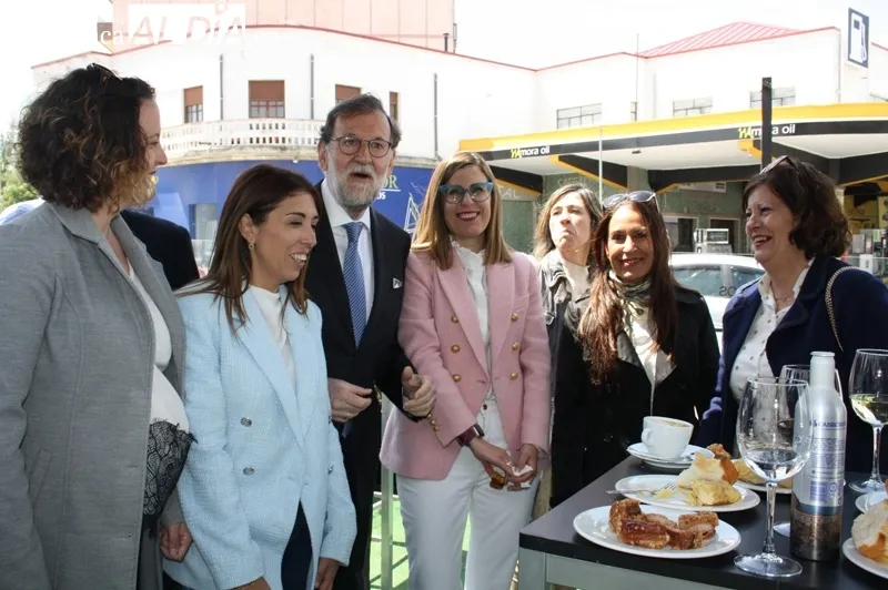 Mariano Rajoy visitaba este jueves el mercado semanal de Peñaranda