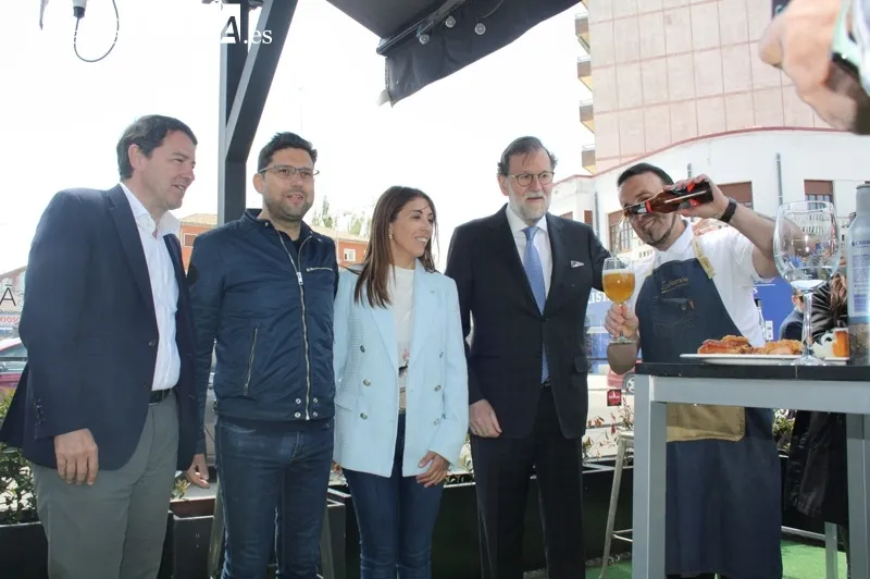 Mariano Rajoy visitaba este jueves el mercado semanal de Peñaranda