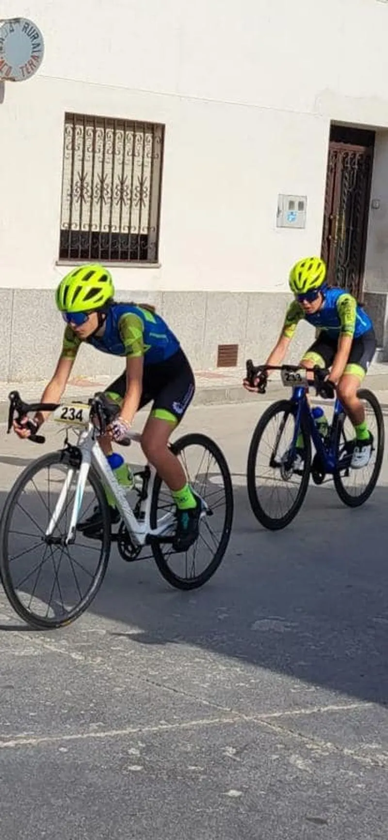 Escuela de Ciclismo Salmantina en Macotera