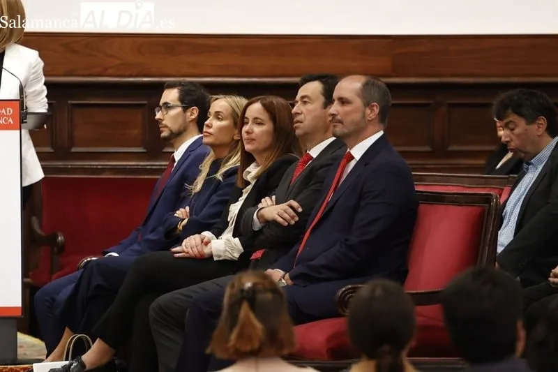 Entrega en el Paraninfo de la USAL de las Becas Universidad de Salamanca-Santander. Foto de David Sañudo