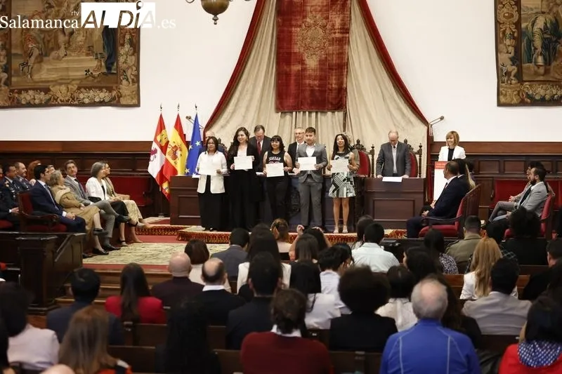 Entrega en el Paraninfo de la USAL de las Becas Universidad de Salamanca-Santander. Foto de David Sañudo