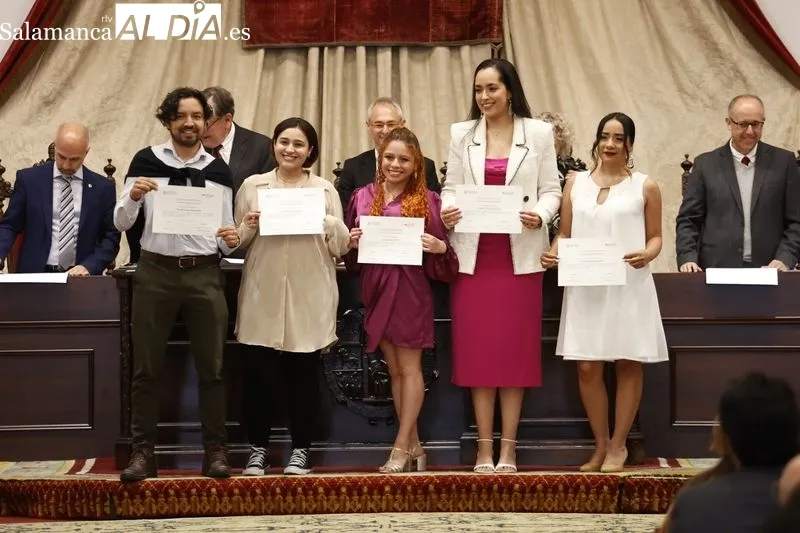 Entrega en el Paraninfo de la USAL de las Becas Universidad de Salamanca-Santander. Foto de David Sañudo