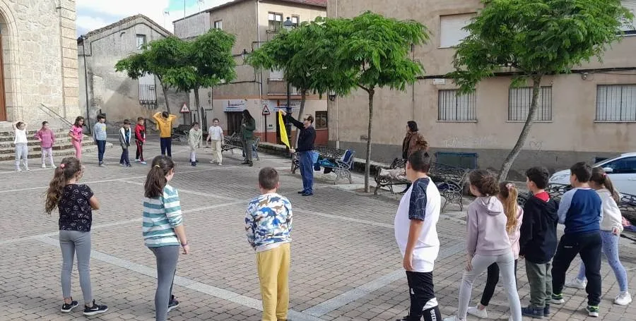 Foto 3 - San Crist&oacute;bal cierra el curso de Catequesis con oraciones, juegos y un convite