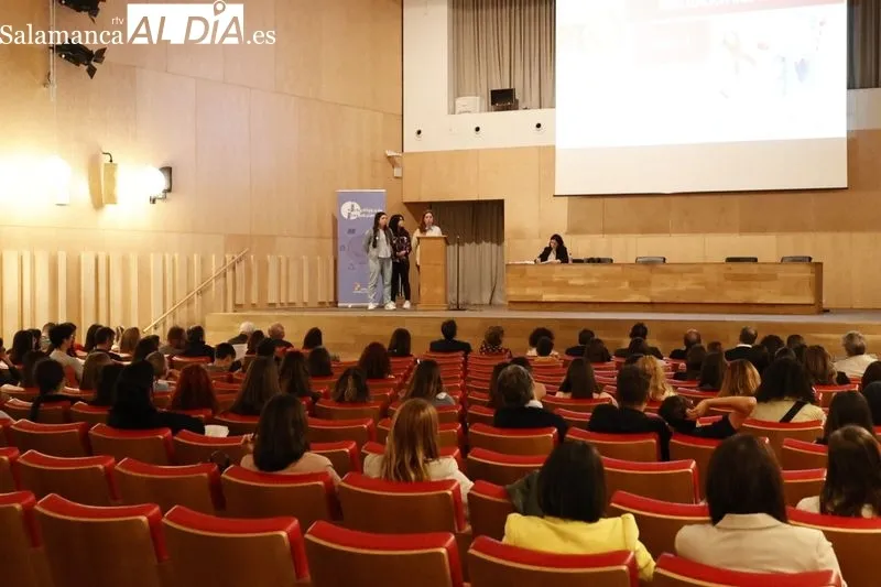 Entrega de los VIII Premios de Investigación e Innovación en ESO, Bachillerato y Formación Profesional, en el Colegio Fonseca. Foto de David Sañudo
