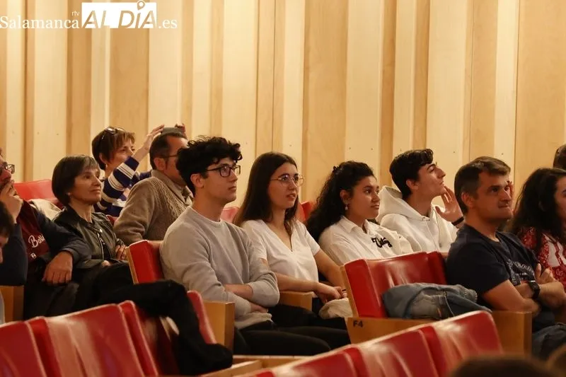Entrega de los VIII Premios de Investigación e Innovación en ESO, Bachillerato y Formación Profesional, en el Colegio Fonseca. Foto de David Sañudo
