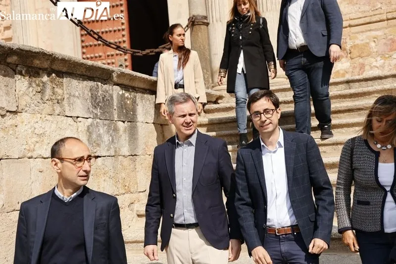 Visita a Salamanca del ministro de Sanidad, José Manel Miñones. Foto de David Sañudo