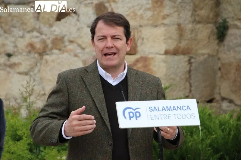 Foto 9 - Ma&ntilde;ueco promete la creaci&oacute;n de suelo industrial y servicio de ambulancia 24 horas en su visita a Alba