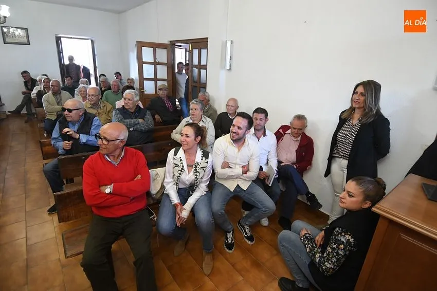 Foto 4 - El PSOE quiere devolver a Fuenteguinaldo la &ldquo;transparencia y rigurosidad&rdquo; en la gesti&oacute;n