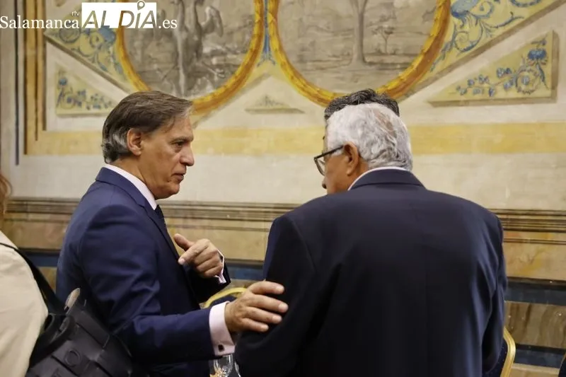 Encuentro de Carlos García Carbayo, candidato del PP a la Alcaldía de Salamanca, con empresarios y trabajadores de la ciudad. Foto de David Sañudo