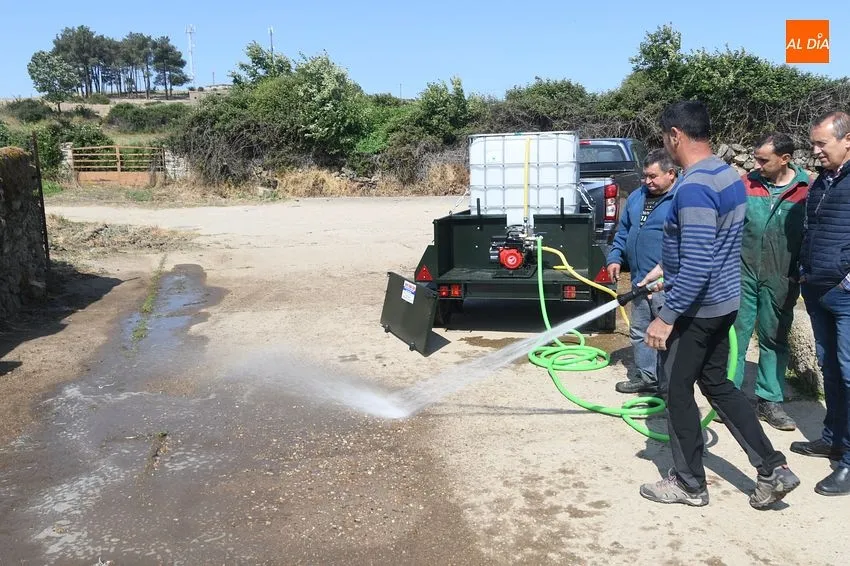 Foto 2 - La Mancomunidad adquiere 15 remolques con dep&oacute;sitos de 1.000 litros de agua