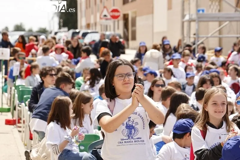 'El Danzar de los danzares' en el CEIP CRA María Moliner de Castellanos de Moriscos