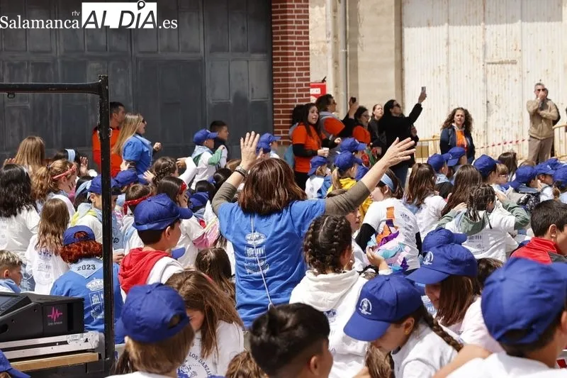 'El Danzar de los danzares' en el CEIP CRA María Moliner de Castellanos de Moriscos
