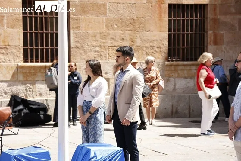 La Universidad de Salamanca y el Ayuntamiento de Salamanca conmemoraron el Día de Europa en el Patio de Escuelas. Foto de David Sañudo