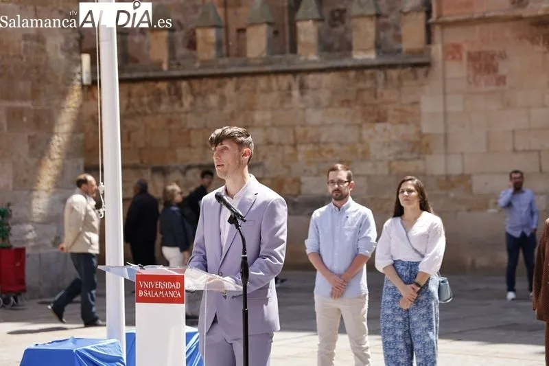 La Universidad de Salamanca y el Ayuntamiento de Salamanca conmemoraron el Día de Europa en el Patio de Escuelas. Foto de David Sañudo