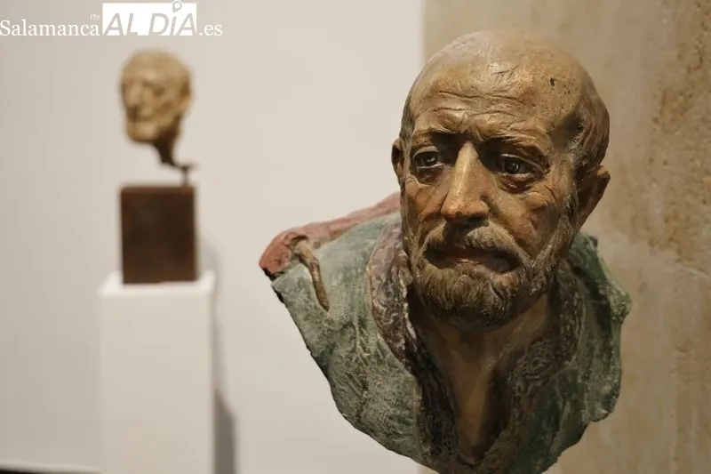 Exposición que homenajea al pintor y escultor Fernando Mayoral, en la Torre de los Anaya. Foto de David Sañudo