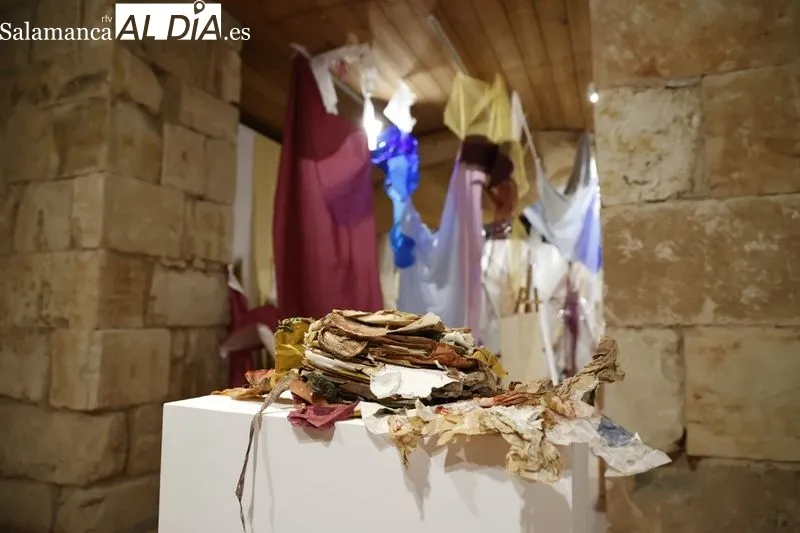 Exposición 'Ruinas en danza' en el Espacio de Arte Experimental de la Hospedería Fonseca. Foto de David Sañudo