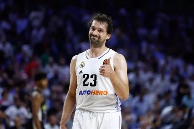 El Real Madrid conquista la Euroliga con una canasta a tres segundos del final ante el Olympiacos (78-79)