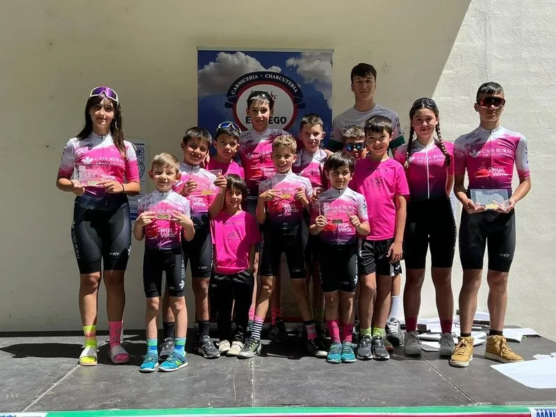 Corredores del Promesal tras la primera carrera de la Copa CyL de Escuelas Ruta