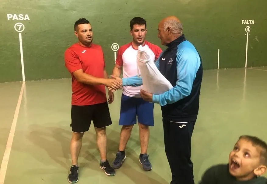 Foto 10 - Pablo Sevillano y Jos&eacute; Mar&iacute;a Morales se adjudican el Trofeo Diputaci&oacute;n de Frontenis