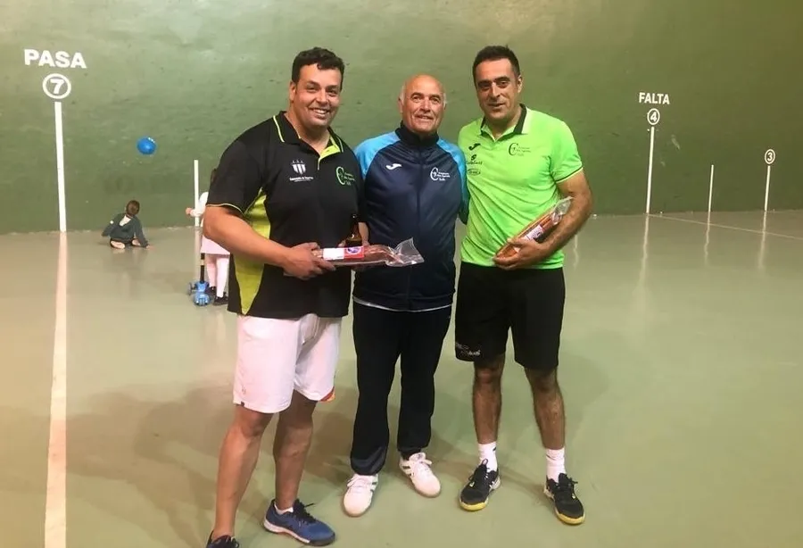 Foto 8 - Pablo Sevillano y Jos&eacute; Mar&iacute;a Morales se adjudican el Trofeo Diputaci&oacute;n de Frontenis